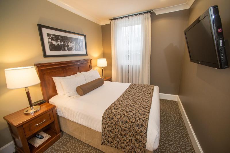 Hotel Hume & Nelson