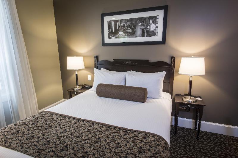 Hotel Hume & 5*