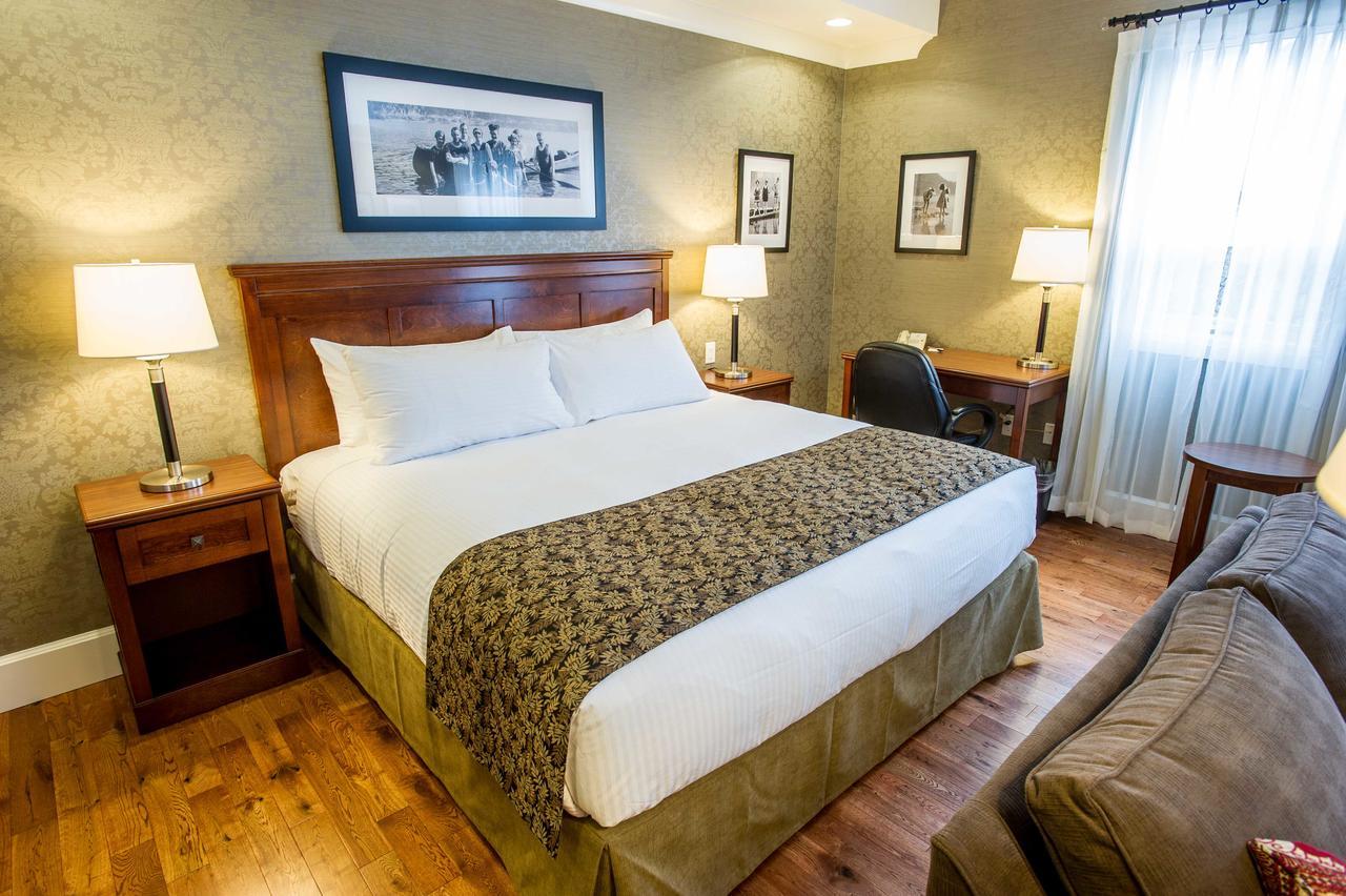 Hotel Hume & 5*