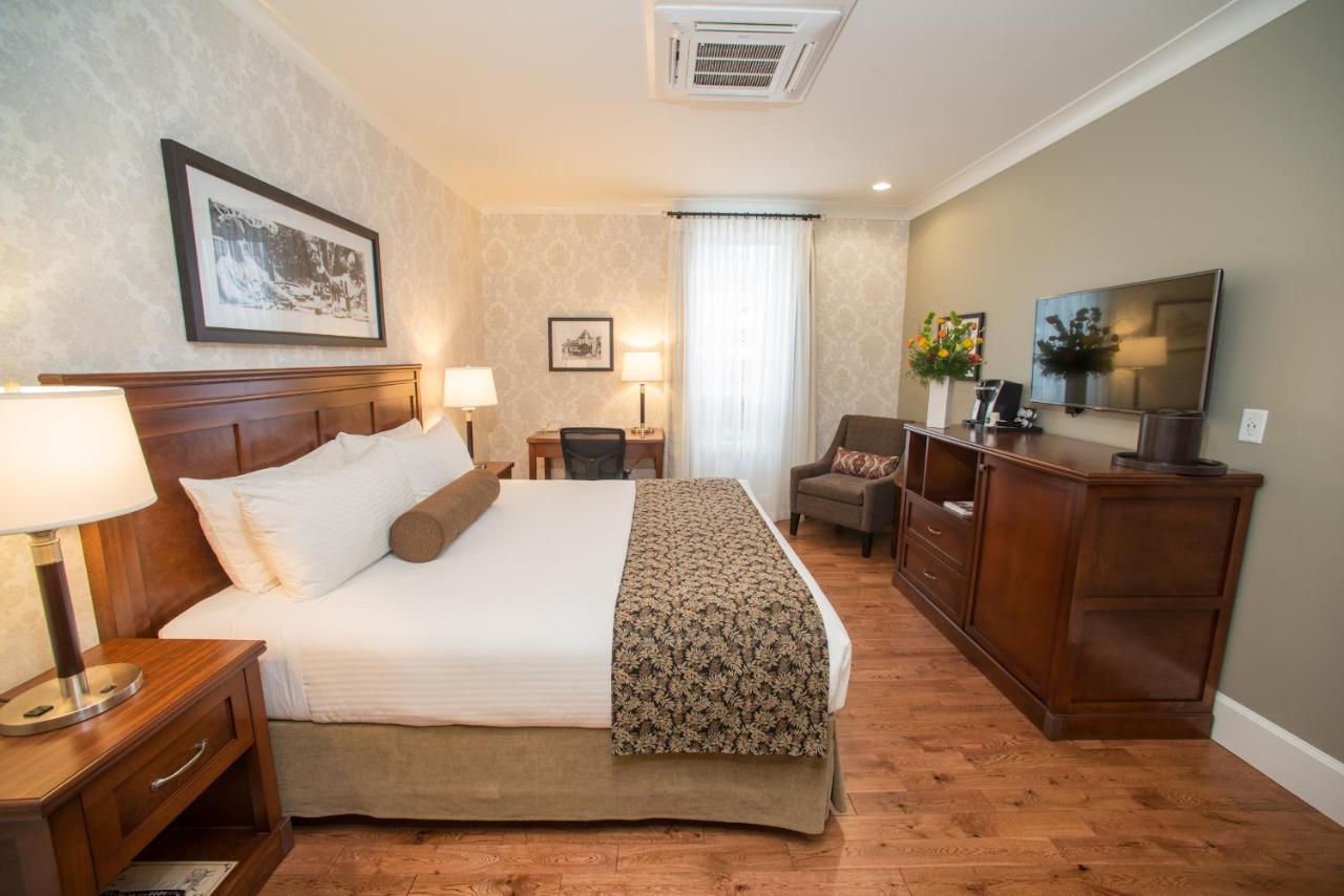 Hume & Hotel 5*
