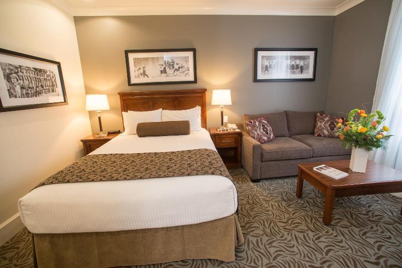 Hotel Hume & Nelson