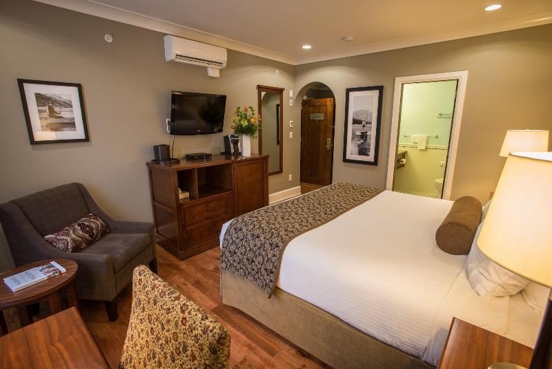 Hotel Hume &