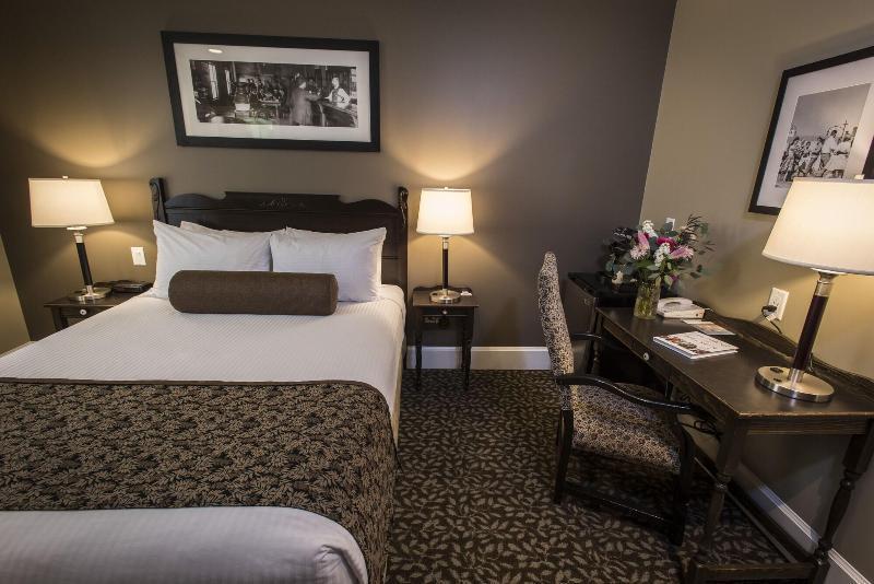Hotel Hume & 5*
