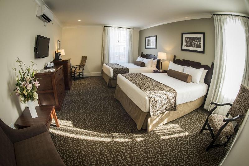 Hotel Hume & 5*