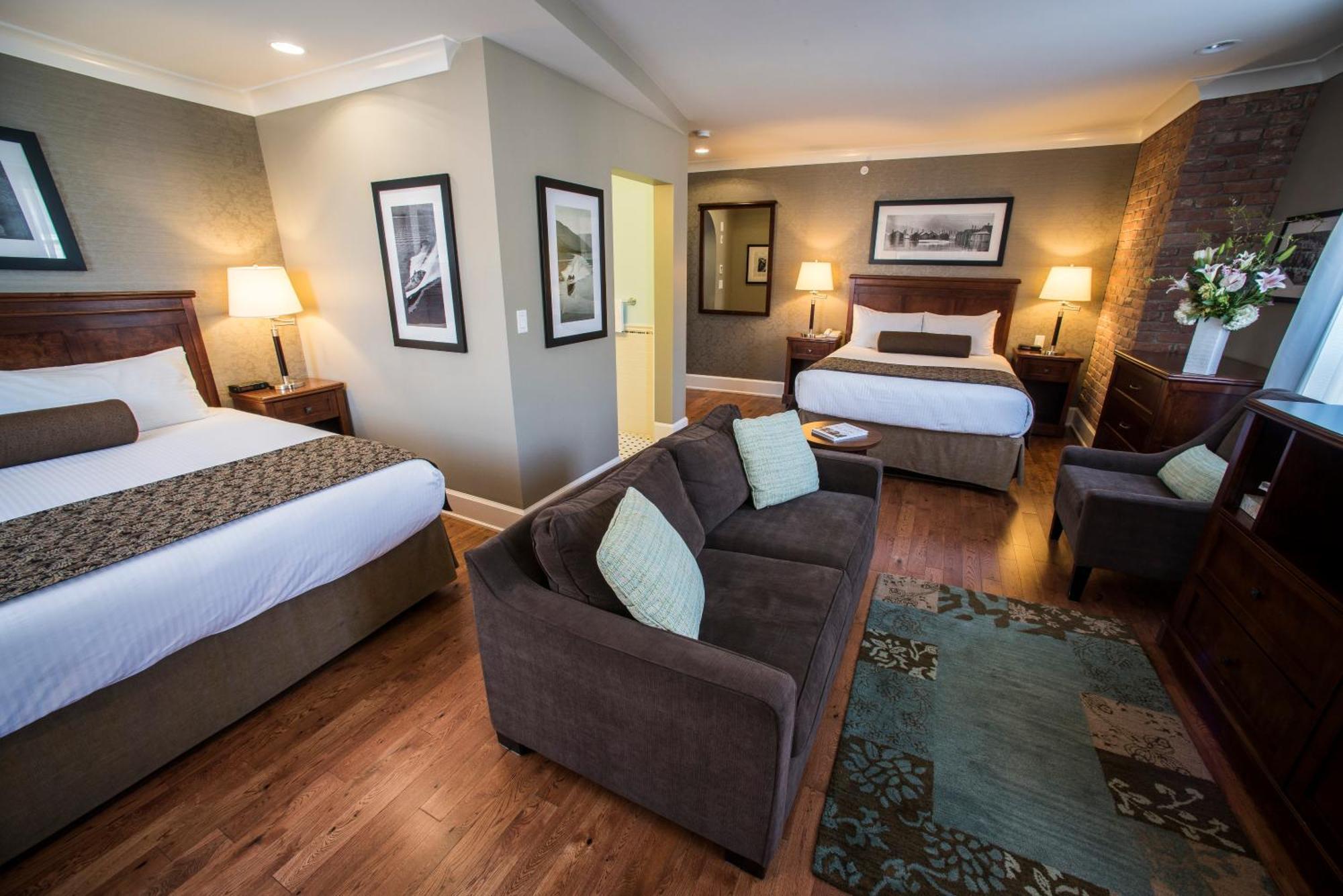 Hotel Hume & 5*